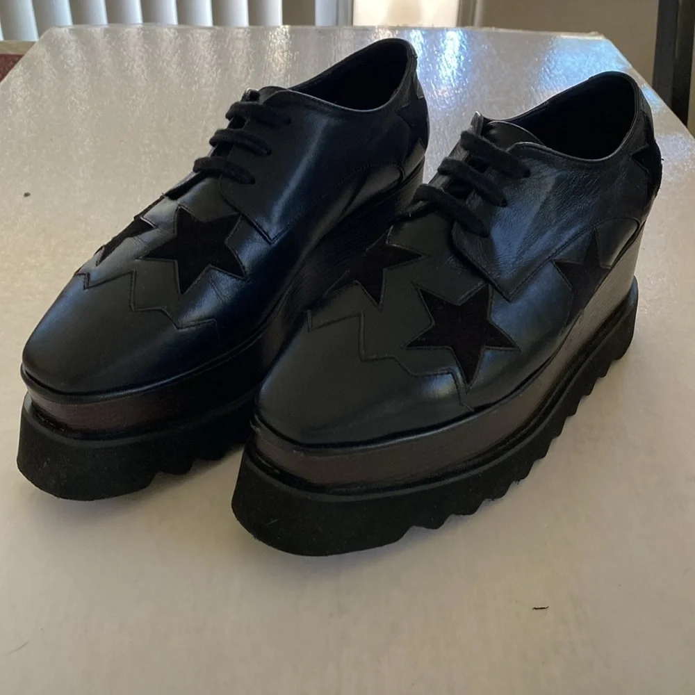 Stella McCartney Women’s Elyse Star Platform Shoes Size 35. Made in Italy